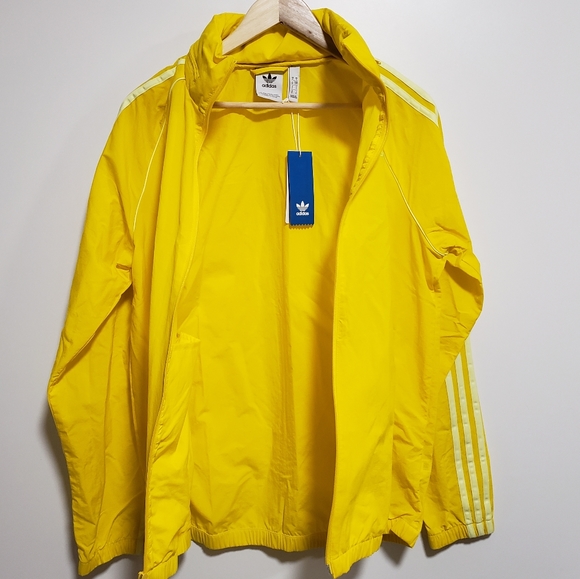 ADIDAS Men Yellow SST Windbreaker Jacket - Picture 5 of 9
